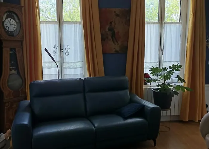 D'hotes Ioreille Bed & Breakfast 3*