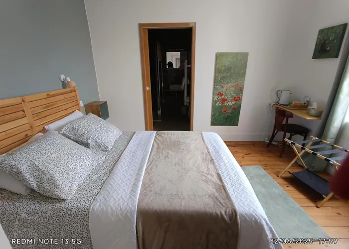 D'hotes Ioreille Bed & Breakfast